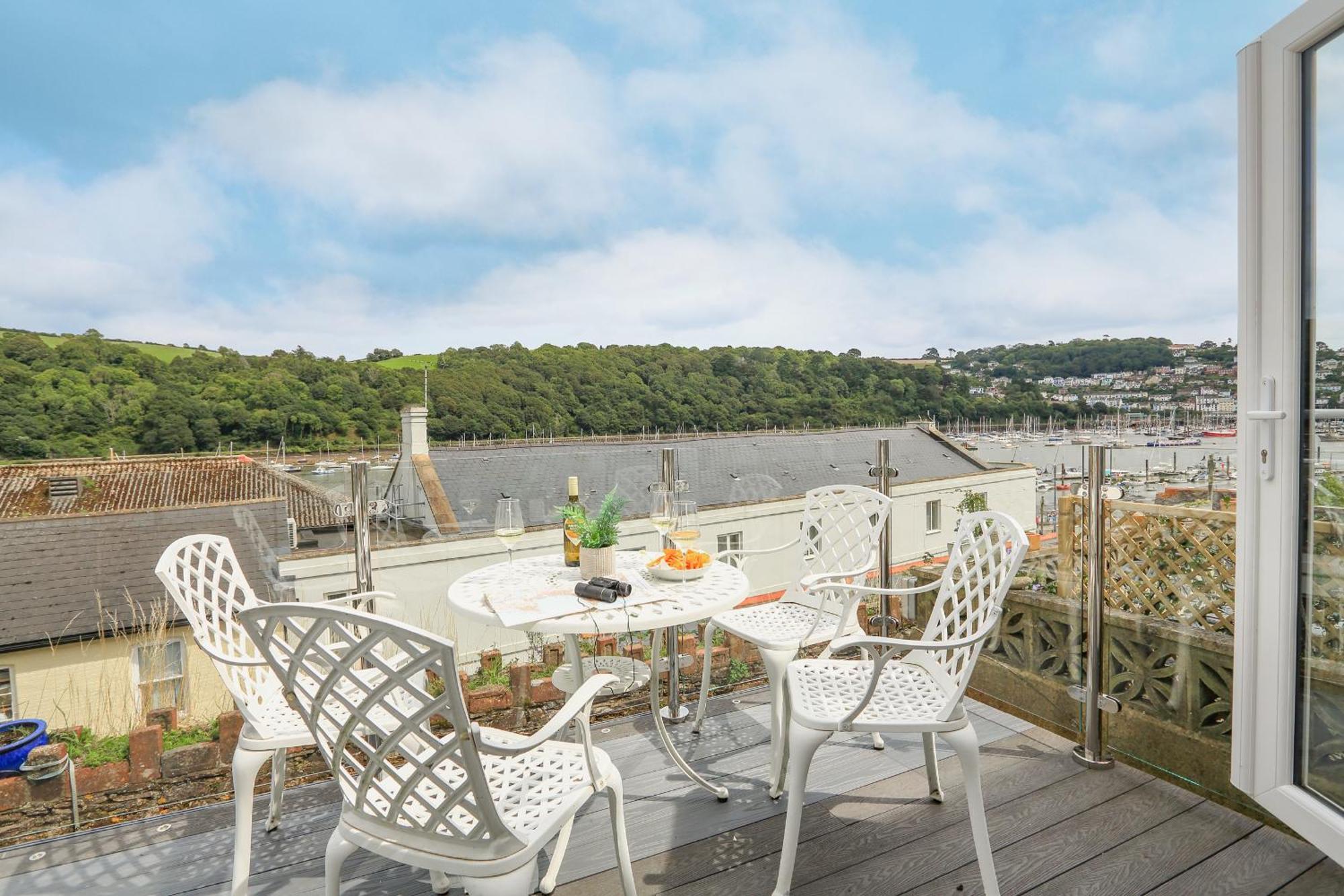 Middle Watch Villa Dartmouth Bagian luar foto